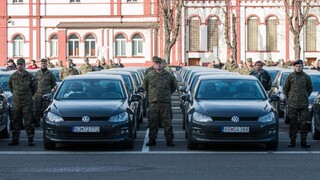 Autá Ministerstvo obrany 1140px SITA Marek Mrviš